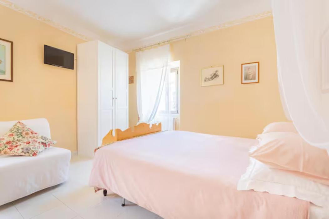 B&B La Finestra Sul Campanile Montecosaro  Eksteriør billede