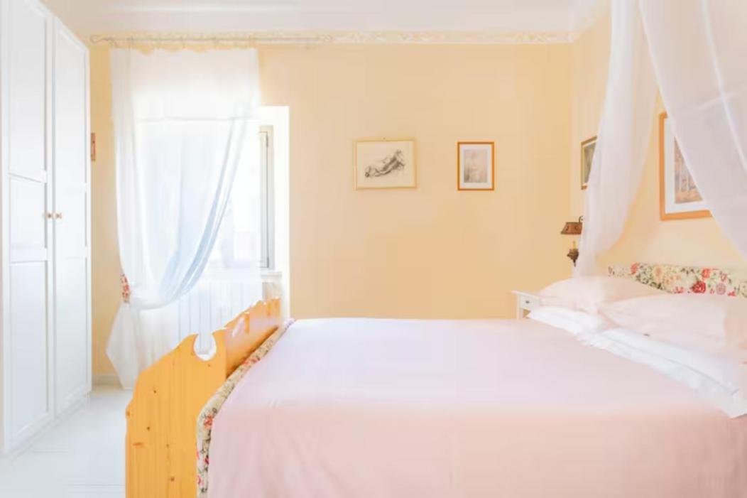 B&B La Finestra Sul Campanile Montecosaro  Eksteriør billede