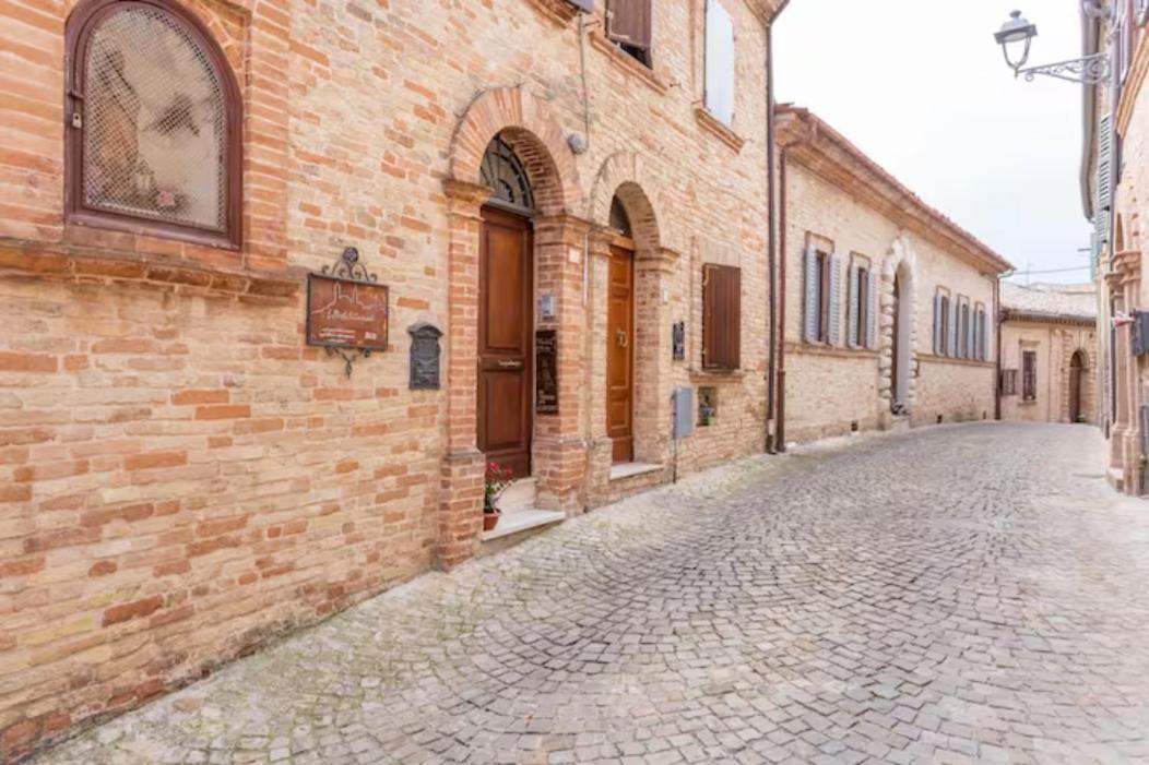 B&B La Finestra Sul Campanile Montecosaro  Eksteriør billede